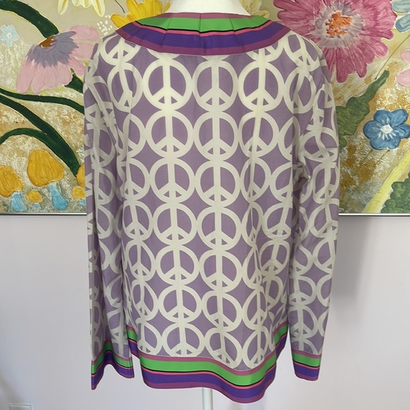 Peace Sign Tunic Perfect for Spring and Summer - Picture 4 of 7